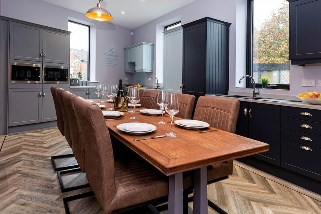Bootique House - Luxury Group Accommodation In 웨이크필드 외부 사진