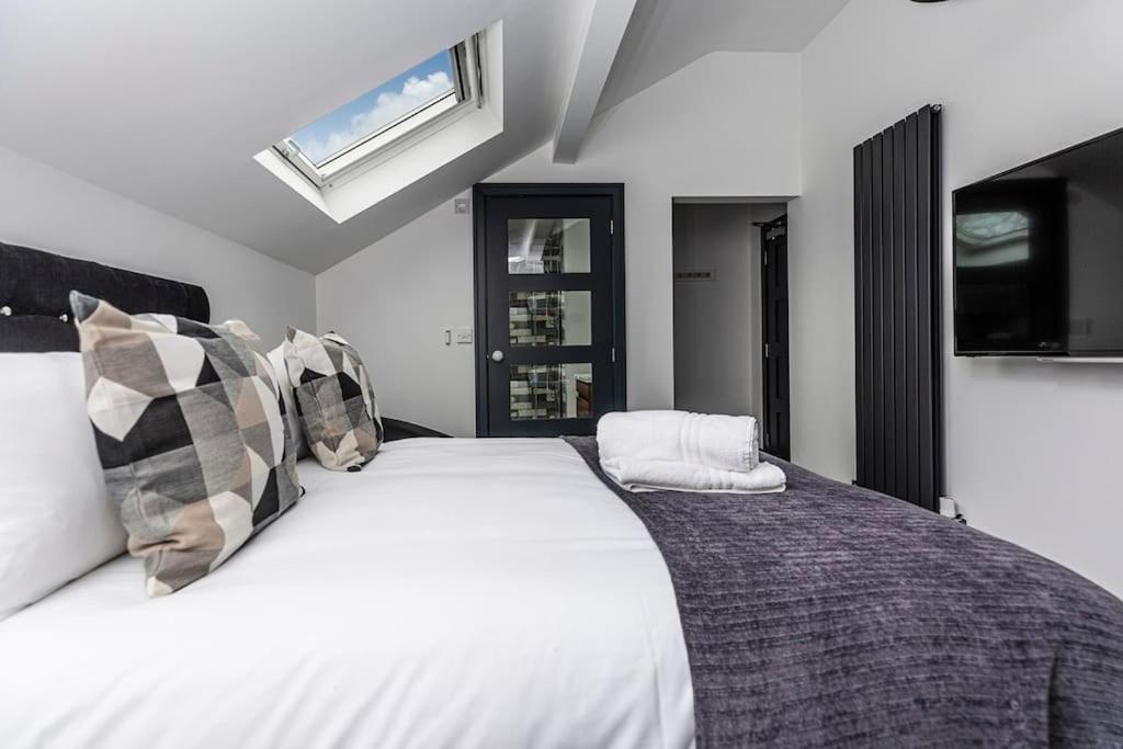 Bootique House - Luxury Group Accommodation In 웨이크필드 외부 사진